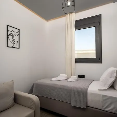 Casa Di Tony - & Old Town Minutes Away Apartment